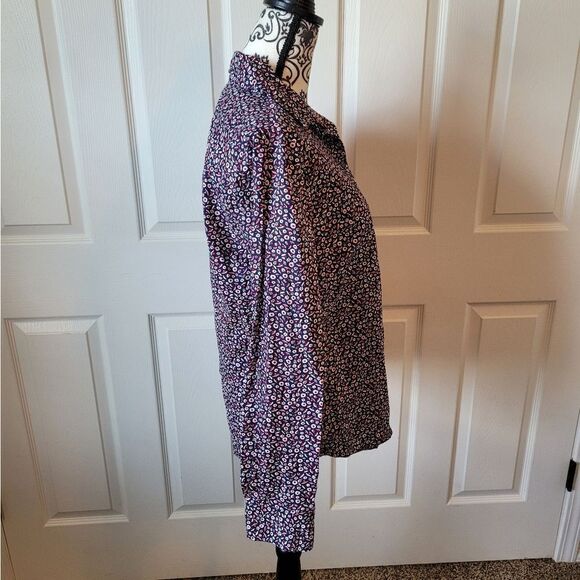 Talbots red, white and blue floral button up shirt - Picture 2 of 7